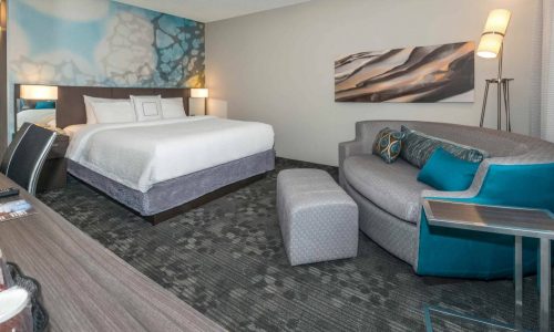 King suite at Courtyard by Marriott Lakeland