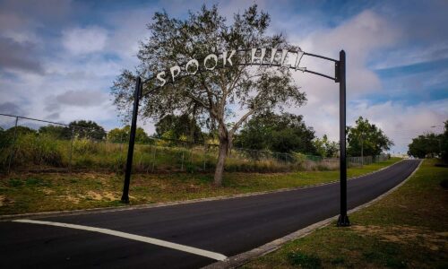 Spook Hill road and arch in Lake Wales, FL