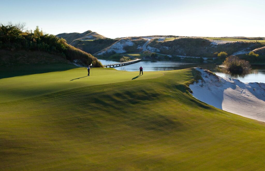 2 people on green at Streamsong Resort in Central Florida